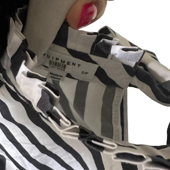 Equipment Striped High Ruffle Collar Long Sleeve Top Navy White Size Small - Picture 2 of 11